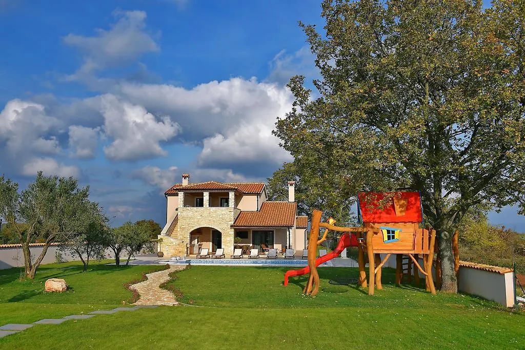 Villa Campi Veliki Vareški 0*,  Kroatien