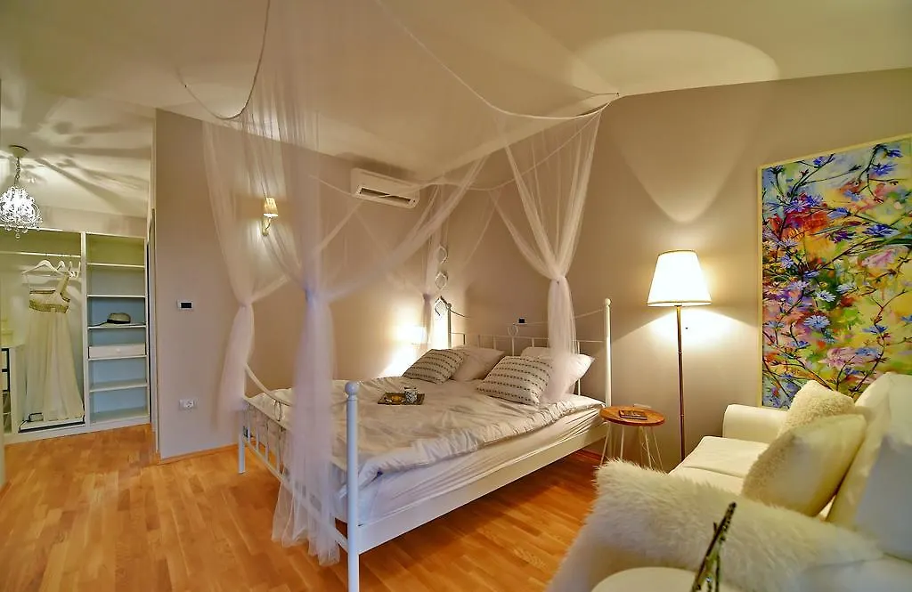 Villa Campi Veliki Vareški